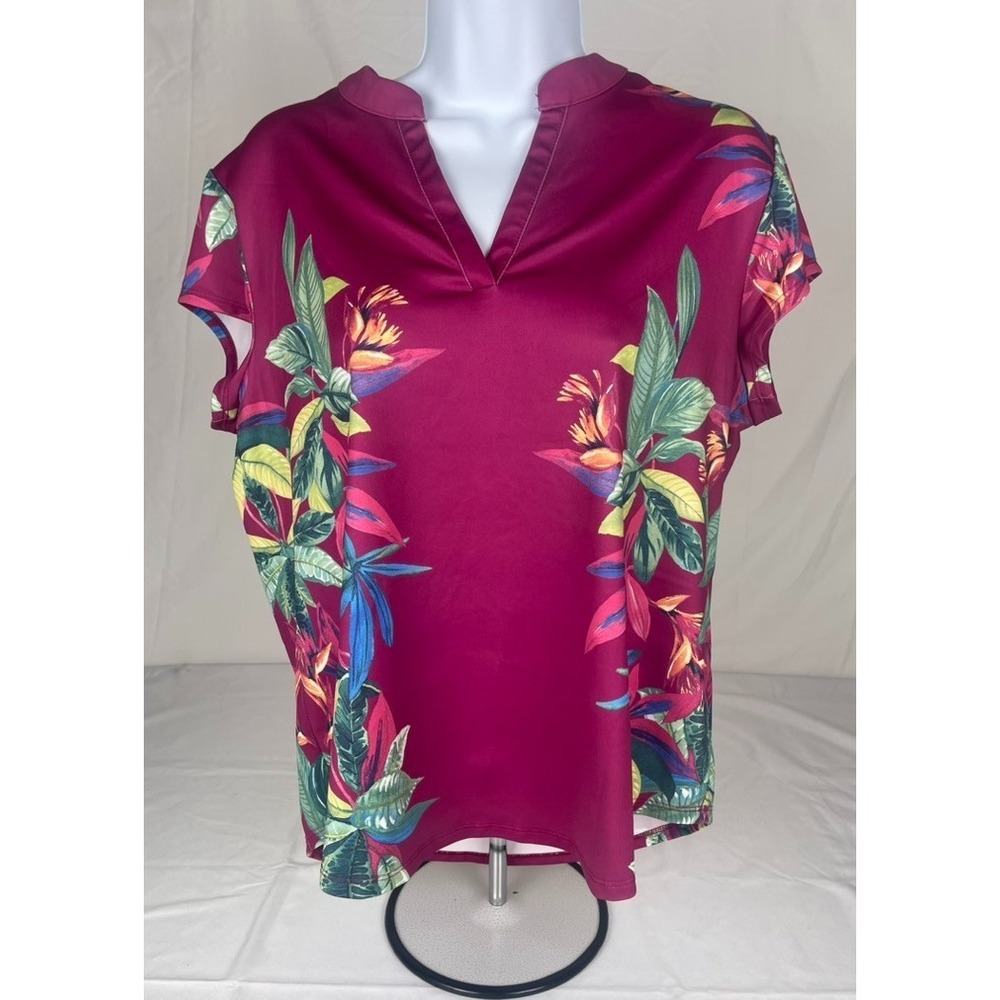 CHICOS SIZE 1 TROPICAL FLORAL TOP MAGENTA PINK SHORT SLEEVE STRETCH‎ BLOUSE